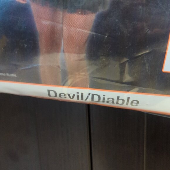 Adult Inflatable Devil Wings Costume  - Red and Black - One Size NWT - Picture 4 of 6